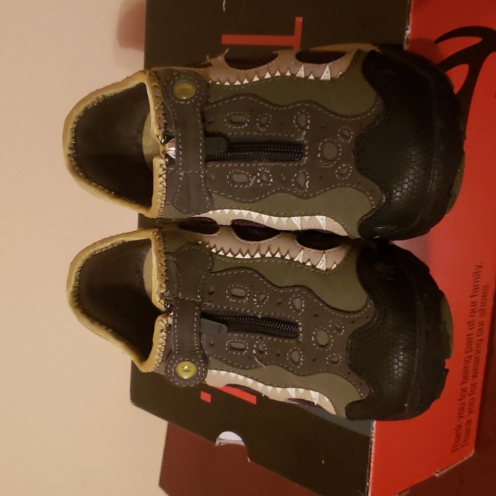 Stride rite boys shoes size 12W